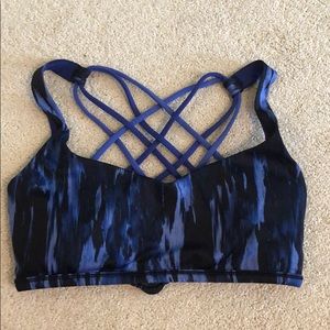 Lululemon sports bra